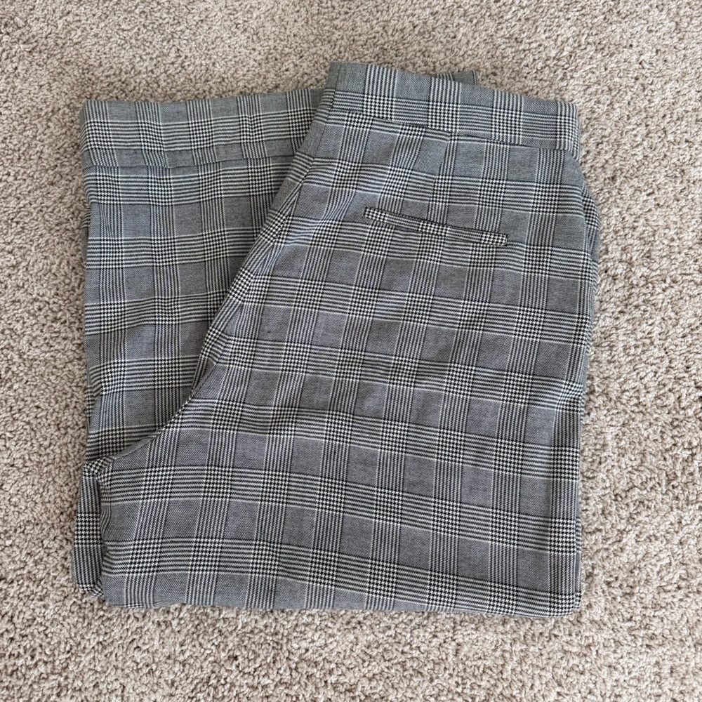 Anne Klein Black and White Houndstooth Pants